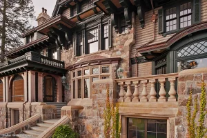 Timeless Grand Lakefront Home featuring Hopes Empire BronzeTM windows and doors located in Skaneateles, New York.