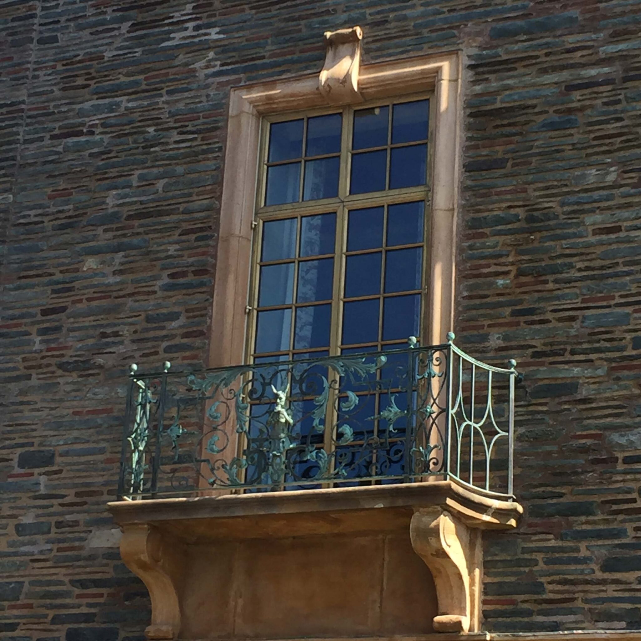 Empire Bronze Jamestown175 Series bronze casement windows