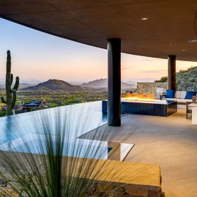 Dramatic high-end Arizona residence with Hopes Custom Windows.